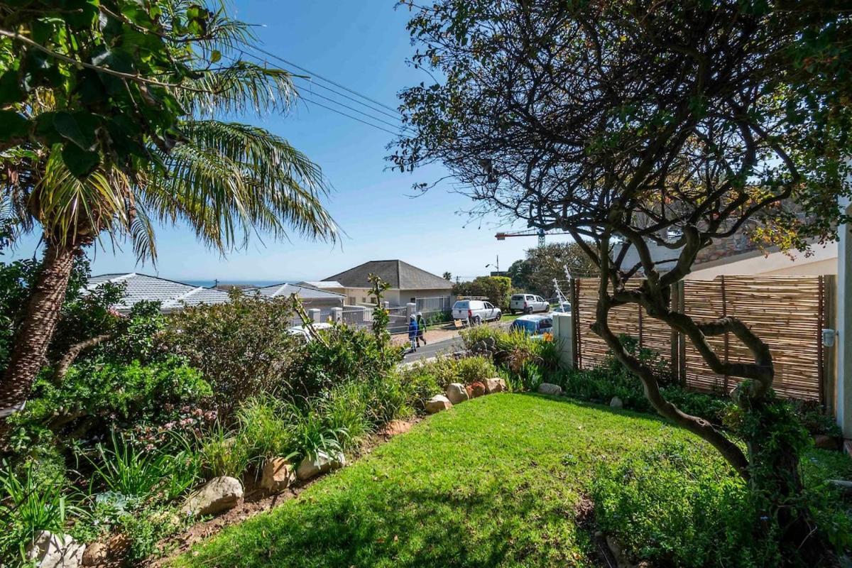 Apartment Sante Fe' Private 2-bed Escape, Camps Bay Cape Town
