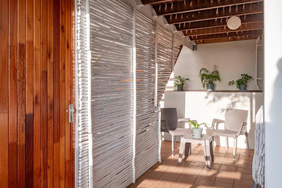Sante Fe' Private 2-bed Escape, Camps Bay * Cape Town